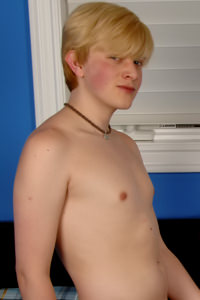 Picture of Leon Styles Picture of Leon Styles