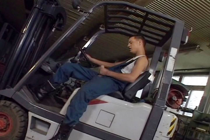 Muscle and Cum #04, Scene #03