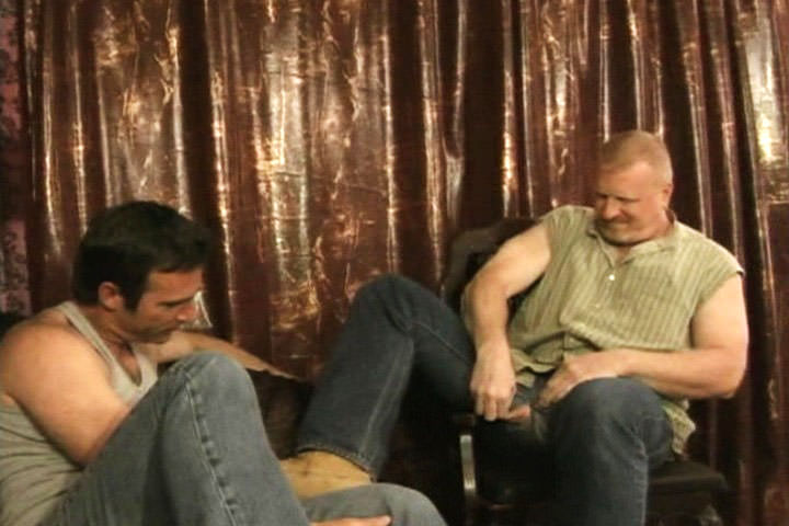 Bears and Pigs, Scene #03